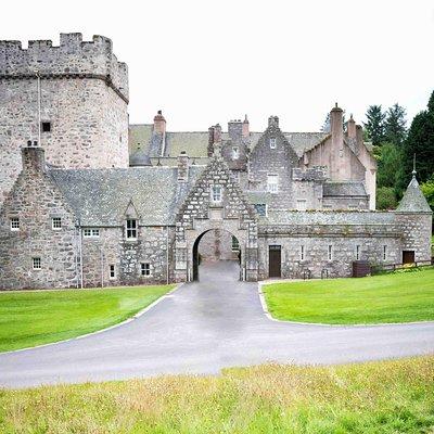 Aberdeenshire and Royal Deeside Private Half-day Castle Tour