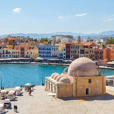 Chania Old Town Private Tour with pick up (price per group of 6)