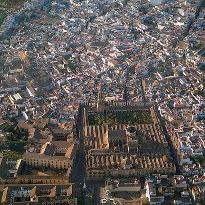 Private 3-hour Walking Tour of Cordoba with official tour guide