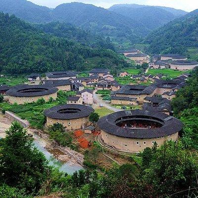 Tianluokeng Tulou Village Private Day Trip from Xiamen with Lunch