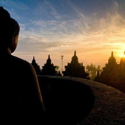 Borobudur Sunrise Tour-Special Package