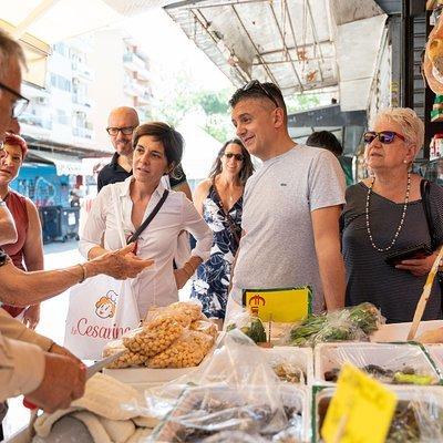 Small Group Market tour and Cooking class in Perugia