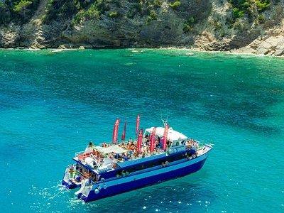 All-Inclusive Boat Party with Clubs Admission Included