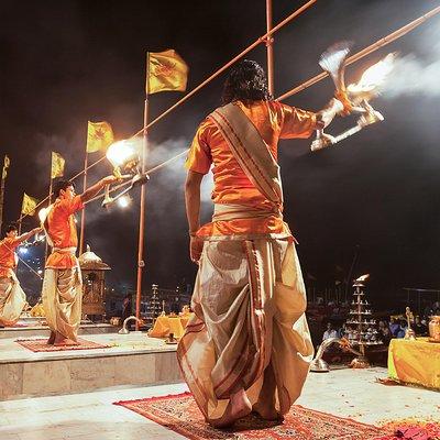 Mysticism of Varanasi with Ganga Aarti (2 Hours Walking Tour)