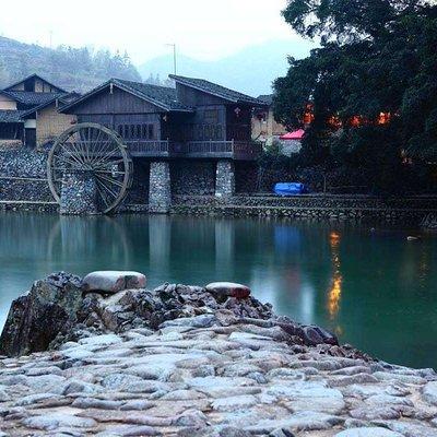 Tour Guide and Car: Private Day Tour to Yunshuiyao Ancient Village from Xiamen