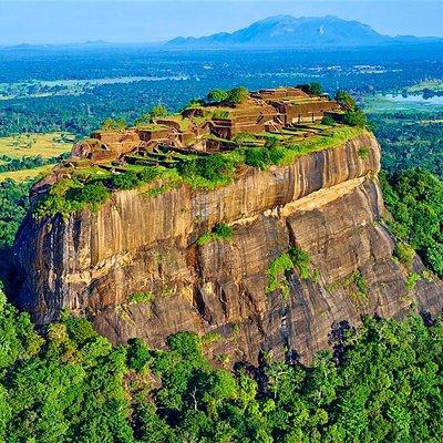 Dambulla, Sigiriya and Pidurandala Day Tour with a verified tour guide