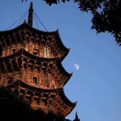 Quanzhou Private Customized Day Tour: Top Attractions with Lunch