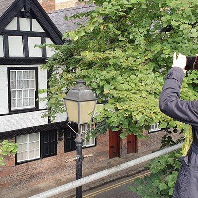 Shore Excursion: Chester Experience - Sightseeing Half Day Tour from Liverpool