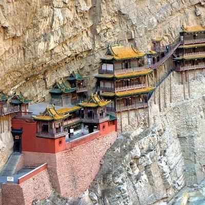 2-Day Private Datong Tour:Hanging Temple, Yugang Grottoes,Wooden Pagoda and More