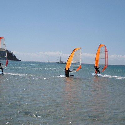  Dynamic Windsurfing Beginner class Day1 