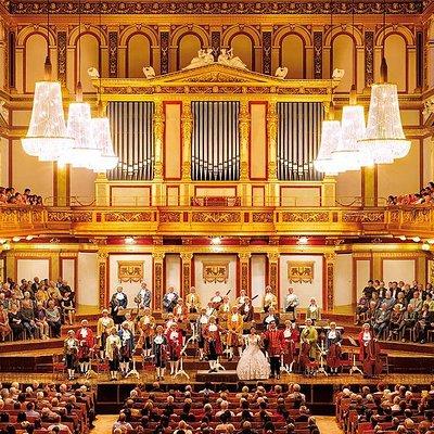 Vienna Mozart Concert in Historical Costumes at the Musikverein