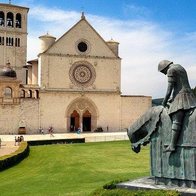 Assisi Private Walking Tour including St. Francis Basilica