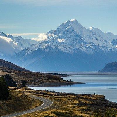 Mt Cook Small Group Scenic Day Tour from Queenstown