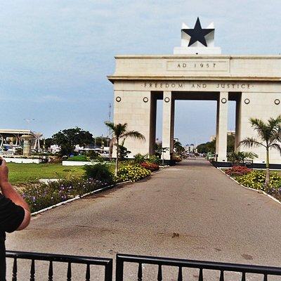 Accra Slave Castle and City Private Tour with Pick up