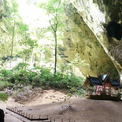 Sam Roi Yod National Park & Praya Nakhon Cave Join Group Tour