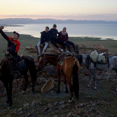 2-Days in Song Kul Lake as Nomad - horseback riding & Yurt stay