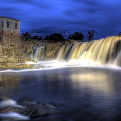 Self-Guided Scavenger Hunt: Rock and Roll Through Sioux Falls