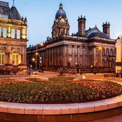 Self-Guided Leeds Scavenger Hunt: Leeds Landmarks!