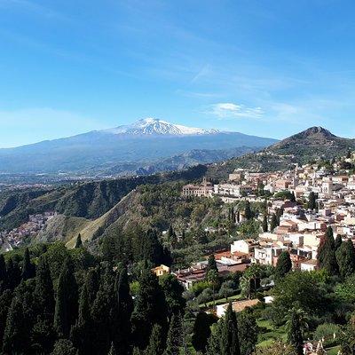 Etna & Taormina from Siracusa