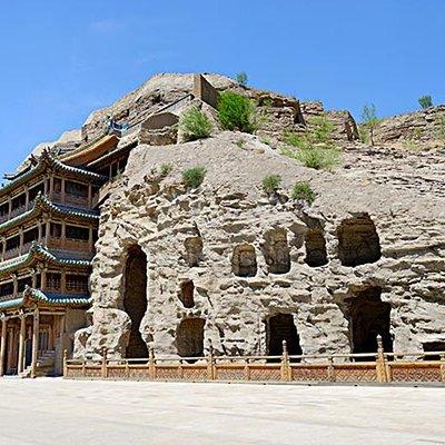 Datong Day Tour to Yungang Grottoes and Hanging Temple