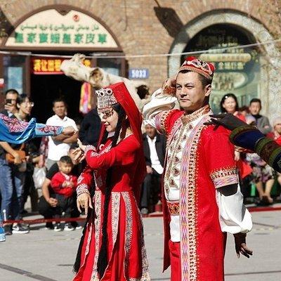 Urumqi Private City Tour with English Speaking Driver Service