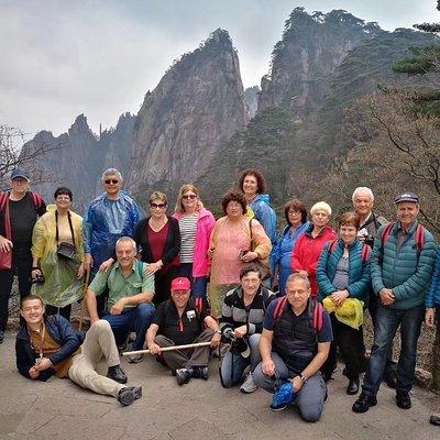 3-Day Private Huangshan Tour: Hongcun Village & Overnight on Mt Huangshan