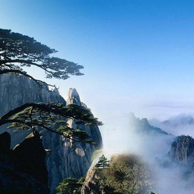 3-Day Huangshan Private Tour:Yellow Mountain,Tangmo Village and Tunxi Old Street