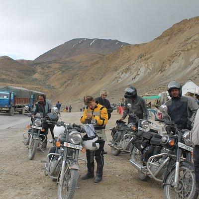 11-Day Private Motorbike Tour Over the Highest Roads in Ladakh