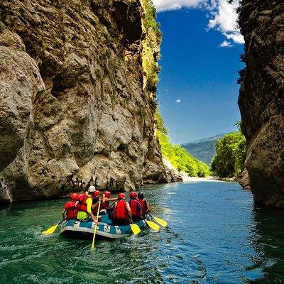 Arachthos white water river Rafting at Tzoumerka 