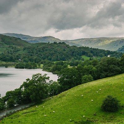 Private Tour: Lake District from Leeds in 16 Seater Minibus