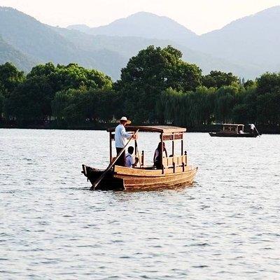 4-Hour Hangzhou City Private Customized Tour with Options