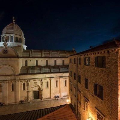 Daily or night walking tour through Medieval Šibenik