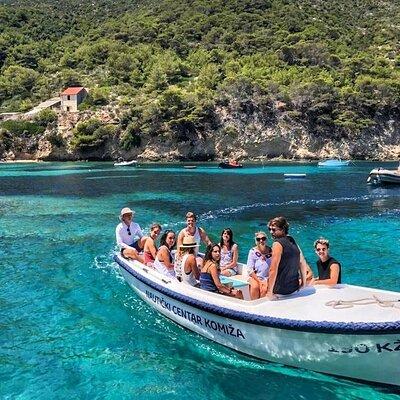 Blue Cave and Hvar Boat Tour: Small-Group from Split or Brac