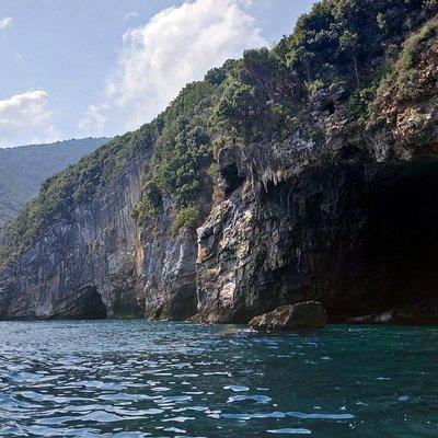 Boat Trip "Sea Caves of Thetis"