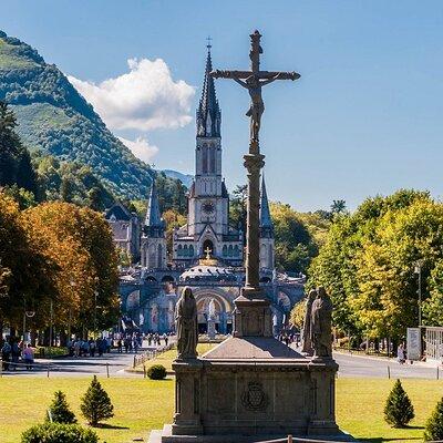 Lourdes Sanctuary tour- Catholic pilgrimage sanctuary
