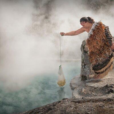 Whakarewarewa Village Guided Tour