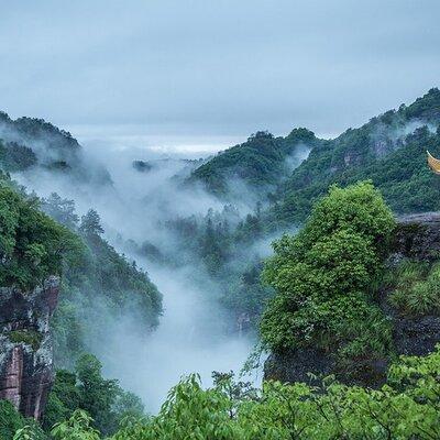 Private Huangshan Day Tour with Qiyun Mountain and Hui Culture Experience