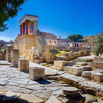 Private Tour Knossos Palace-Archaeological Museum-Heraklion Town