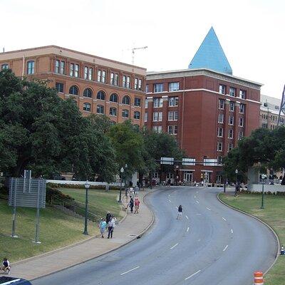 1-Hour JFK Assassination Walking Tour 