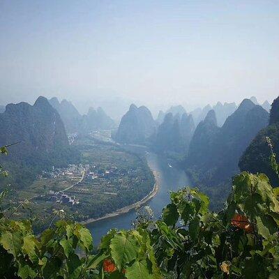 Yangshuo Full Day Tour: Cooking class, River boat, Light Show