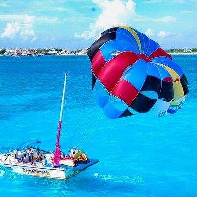 Skyrider Parasailing from Playa Mujeres, Cancún