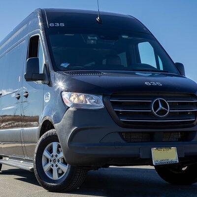 New York City Airport Arrival Transfer by Sprinter LGA JFK EWR