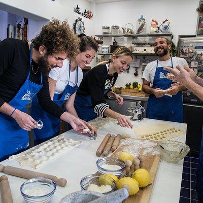 Cooking Class and Wine Pairing in Capri