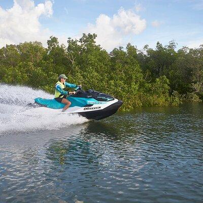 75-minute Die Another Day Jet Skiing in Darwin