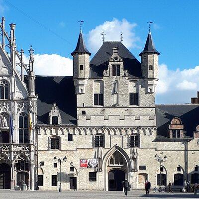 Follow your tailor-made day trip in Mechelen via your mobile phone (by bicycle)