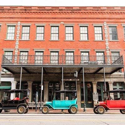 Replica 1908 Model-T Electric Golf Cart Rental 