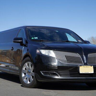 New York City Airport Arrival Transfer by Limo LGA JFK EWR