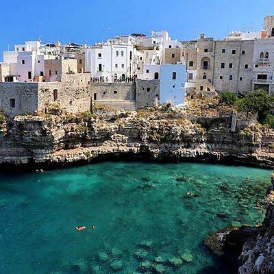 Ostuni, Alberobello and Polignano a Mare. Departing from Lecce