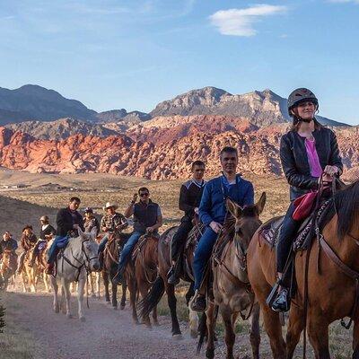 Red Rock Canyon Sunset Horseback Ride and Barbeque Dinner