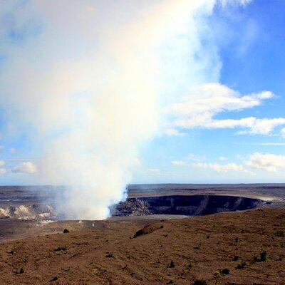 Hilo Shore Excursion: Active Volcano, Lava Tube, Waterfall and Gardens